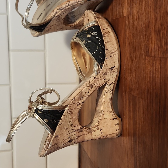 💙 10 For $20 Roberto Vianni Platform Wedged Sandels - Picture 3 of 12